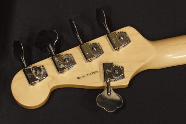 Фото 4 - Fender Precision Bass 2012 American Standard V (used).