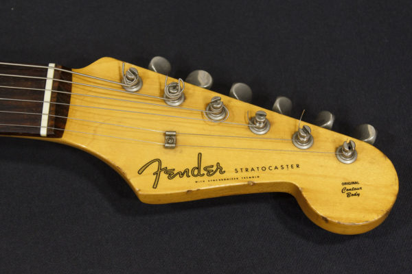 Фото 6 - Fender Stratocaster Japan 1985 (used).