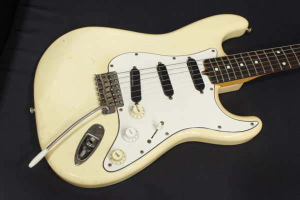 Фото 5 - Fender Stratocaster Japan 1985 (used).