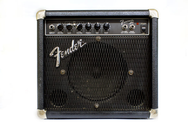 Фото 1 - Fender Frontman Amp PR-241 (used).