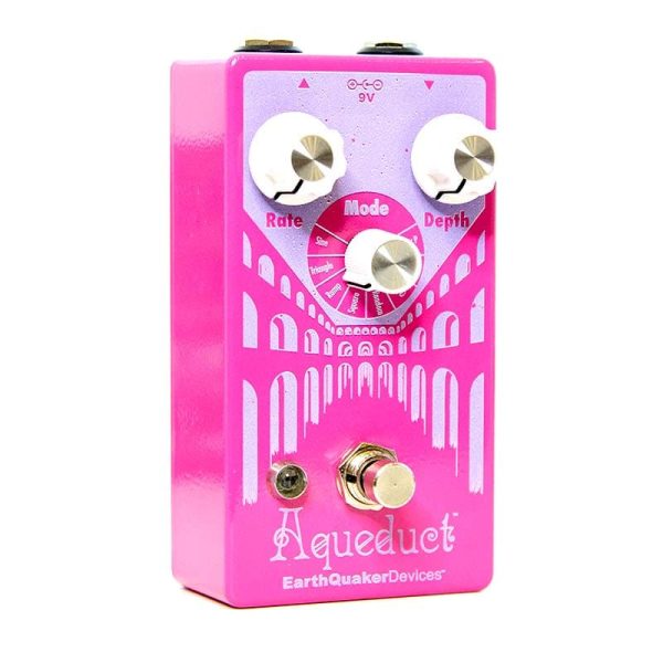 Фото 3 - EarthQuaker Devices (EQD) Aqueduct Vibrato St. Valentine's Day Exclusive (used).