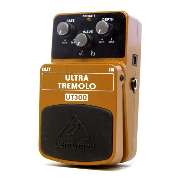 Фото 3 - Behringer UT300 Tremolo (used).