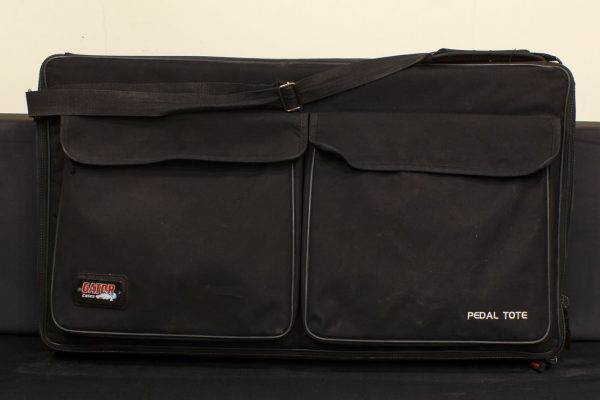 Фото 2 - Gator GPT Pedal Tote Pedal Board (used).