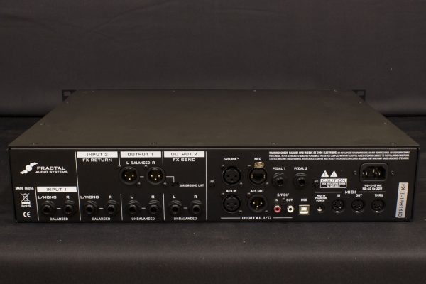 Фото 2 - Fractal Audio Systems Axe-Fx II XL+ (used).