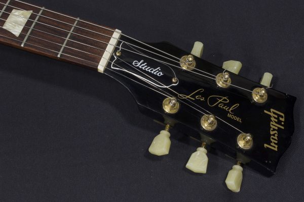 Фото 2 - Gibson Les Paul Studio 2006 (used).