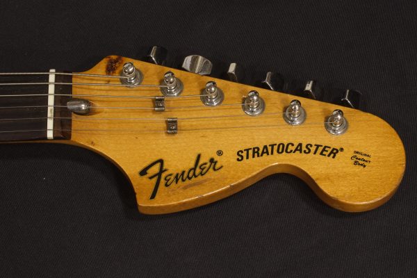 Фото 5 - Fender Stratocaster ST72-65 Japan 1985 (used).