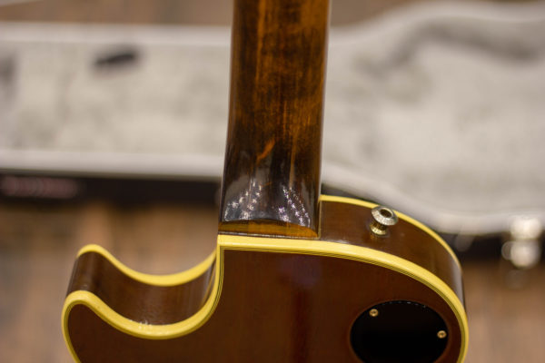Фото 8 - Gibson Les Paul Artisan 3-Pickup Walnut 1977 (used).