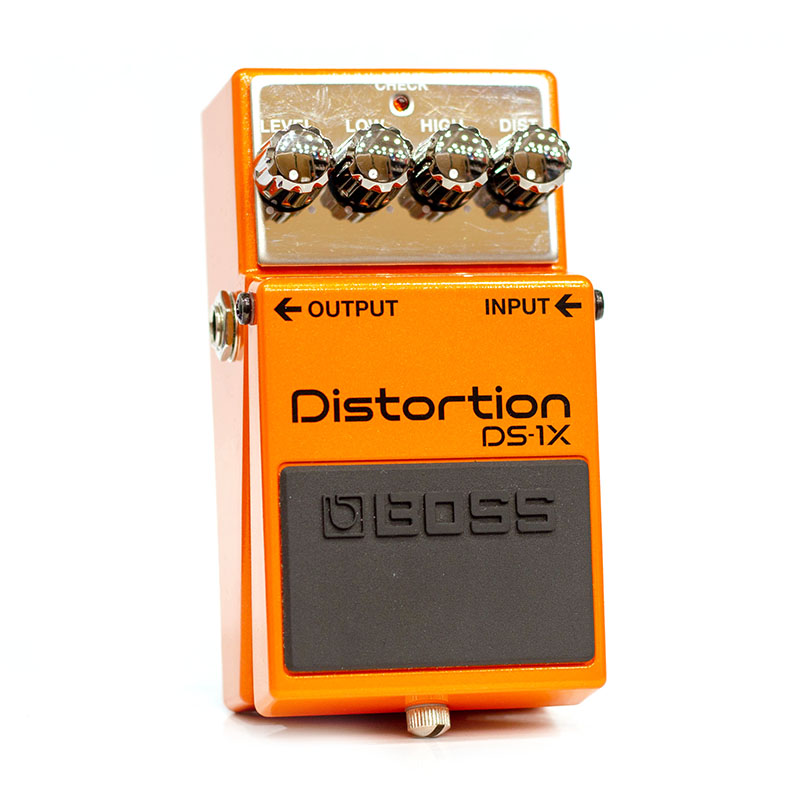 Boss ds. Yamaha od 10 Distortion.