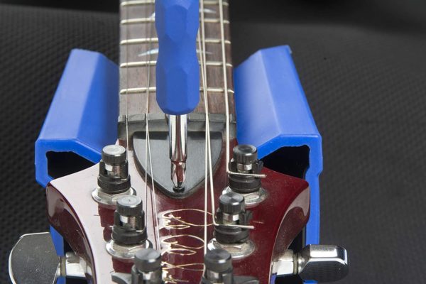 Фото 3 - MusicNomad MN233 Premium Truss Rod Wrench ключ для гитарного анкера 7 мм.