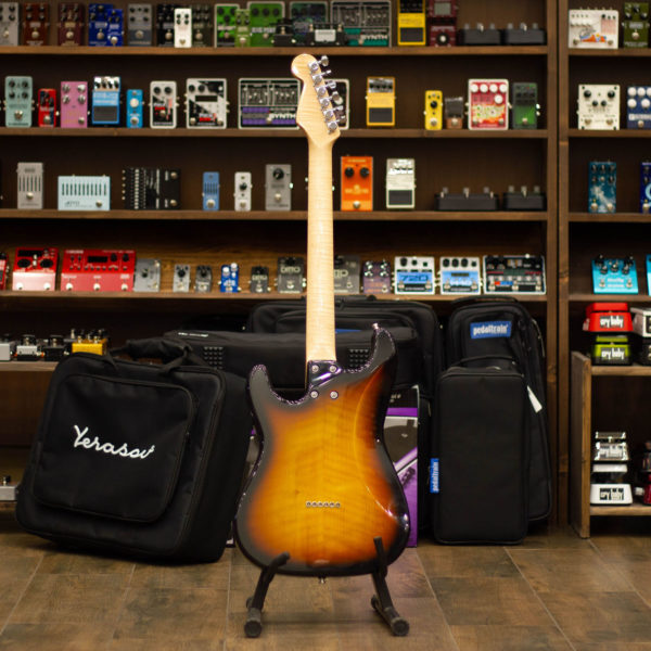 Фото 2 - R. Grishin Custom Stratocaster Sunburst.