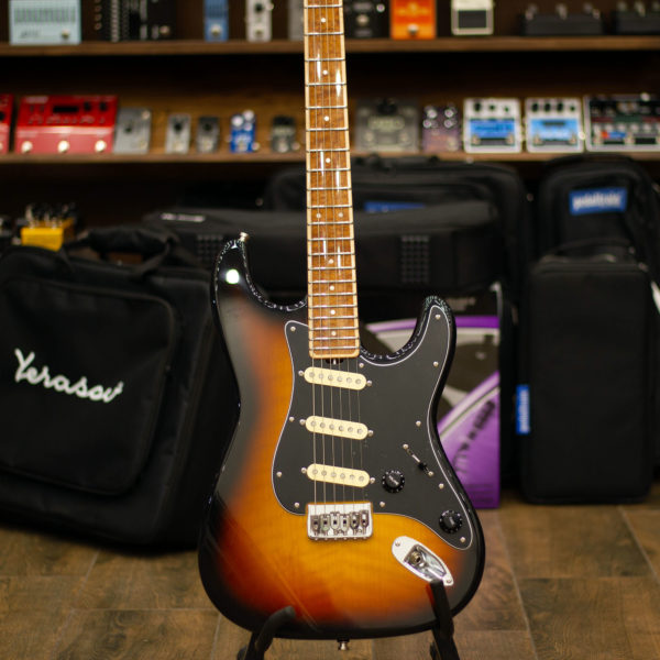 Фото 3 - R. Grishin Custom Stratocaster Sunburst.