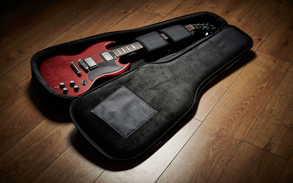 Кофр для акустической гитары Gewa ABS Premium Acoustic по форме