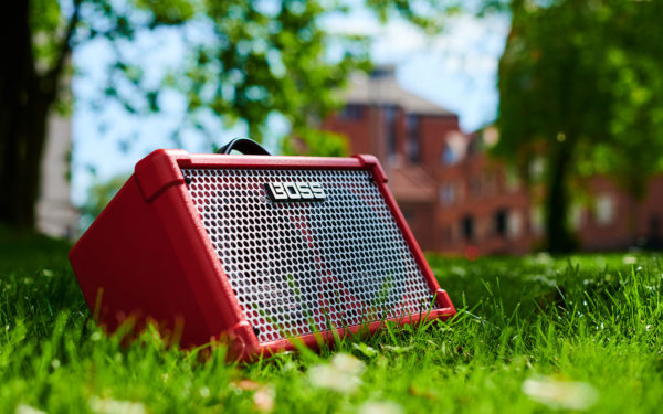 Фото 7 - Boss Cube Street II Red Battery-Powered Stereo Amplifier.
