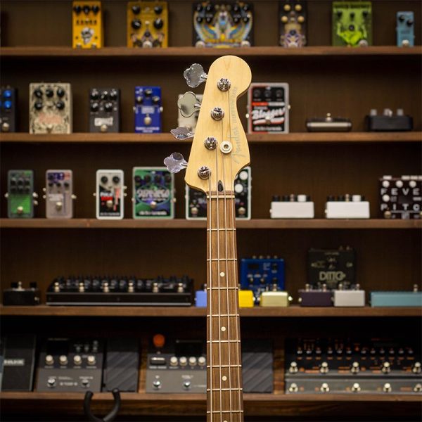 Фото 4 - Fender Deluxe Dimension Bass IV (used).