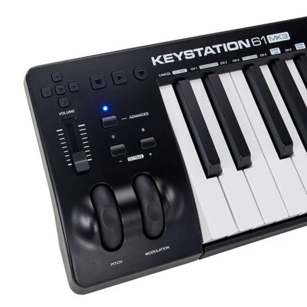 Фото 8 - M-Audio Keystation 61 MK3 MIDI Keyboard Controller.