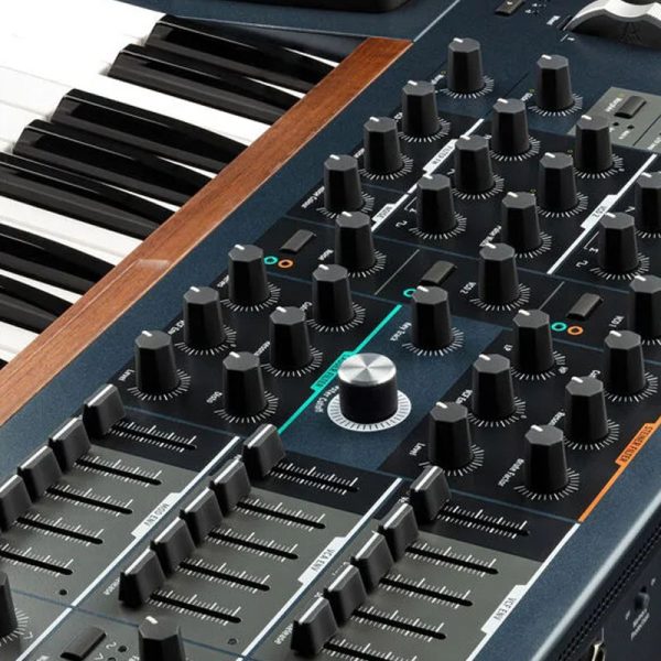 Фото 6 - Arturia PolyBrute Analog Synthesizer.