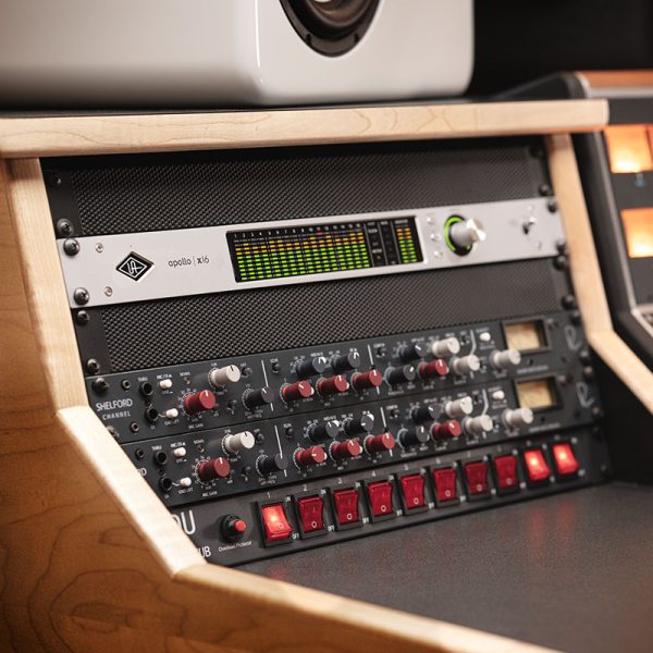 Фото 6 - Universal Audio Apollo X16 Gen 2 ESS аудиоинтерфейс.