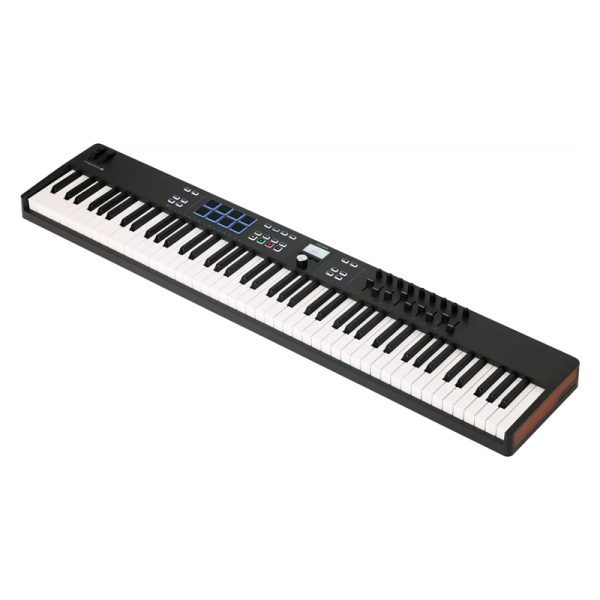 Фото 2 - Arturia KeyLab Essential 88 MK3 Black MIDI Keyboard Controller.