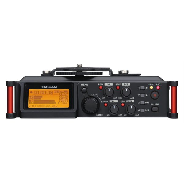 Фото 3 - Рекордер Tascam DR-70D.