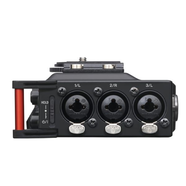 Фото 5 - Рекордер Tascam DR-70D.