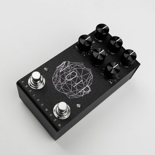 Фото 3 - Analogworm Noir MkII Tremolo Black.