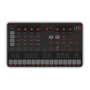 Фото 16 - Roland S-1 Tweak Synthesizer.