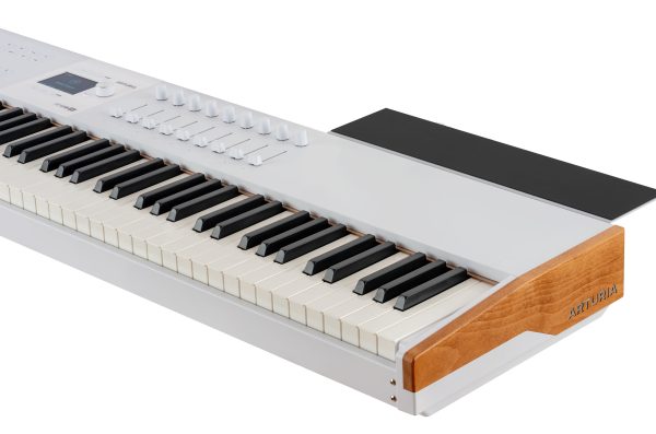 Фото 7 - Arturia KeyLab 88 MK3 White MIDI Keyboard Controller.