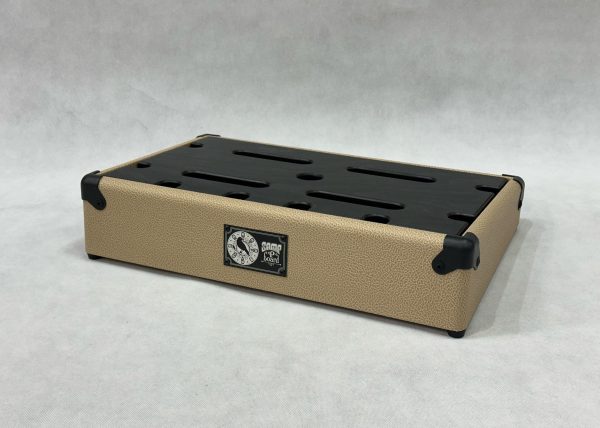Фото 4 - Samp Custom P-Board 48х31х10 см Педалбоард с подъемной крышкой кремовый.