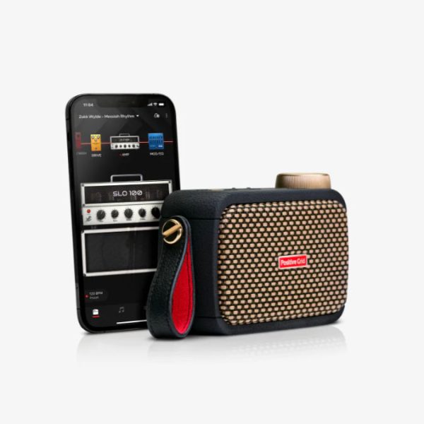Фото 6 - Комбоусилитель Positive Grid Spark Go 5-Watt Ultra-portable Guitar Amp & Bluetooth Speaker.
